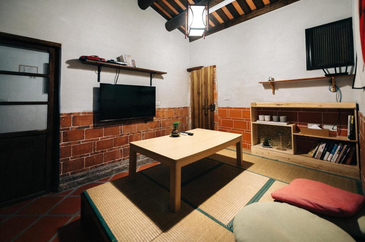 Kinba Guest House Jinning Bagian luar foto